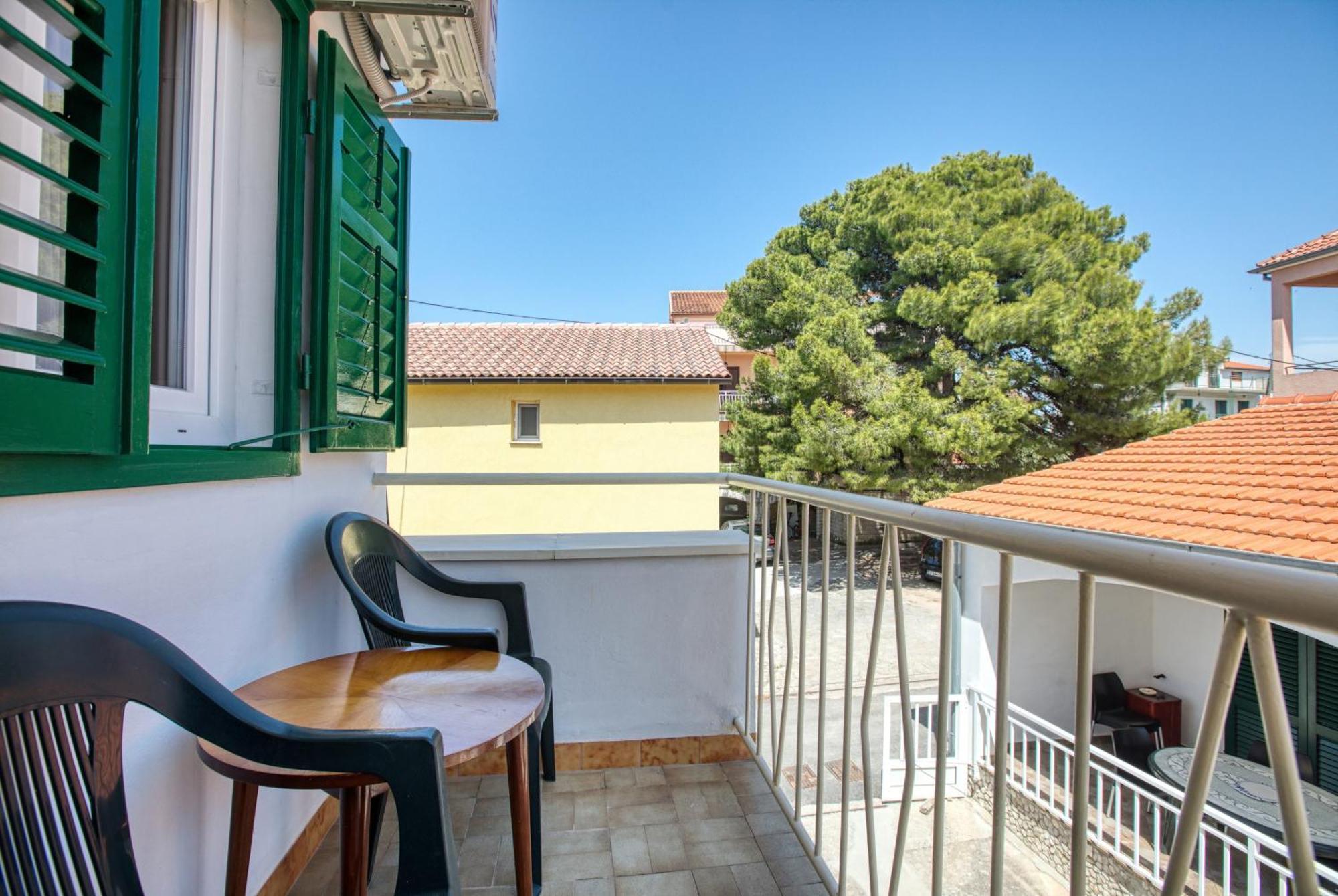Family Friendly Seaside Apartments Brodarica, Sibenik - 4833 Brodarica  Exterior photo